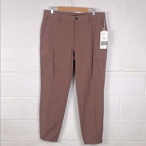 Vuori men’s meta cargo pant